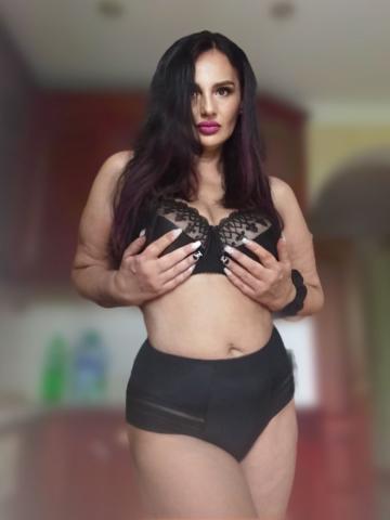 Моника фото 2